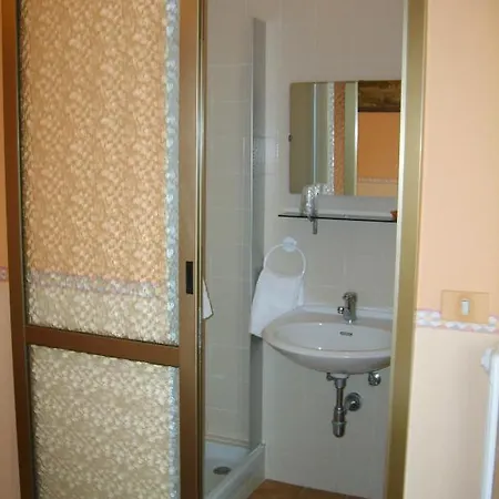 Elvezia 2* Lake Maggiore