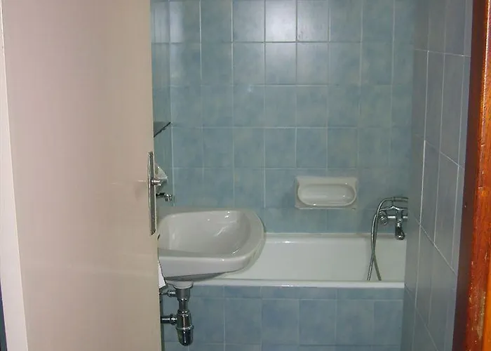 Otel Elvezia Lake Maggiore