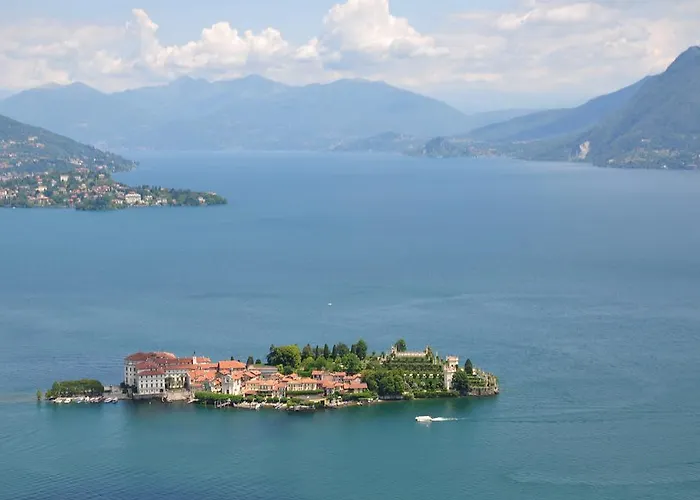 Elvezia 2* Lake Maggiore