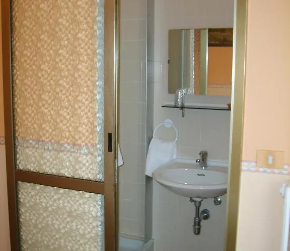 Elvezia 2* Lake Maggiore