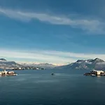 Отель Elvezia 2*