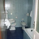 Отель Elvezia 2*