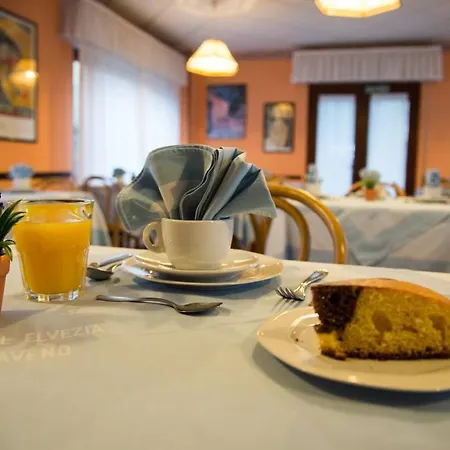 Elvezia Hotell 2*