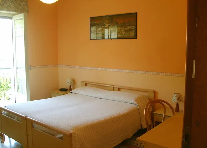 Elvezia 2* Lake Maggiore