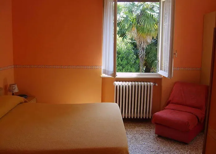 Elvezia 2* Lake Maggiore